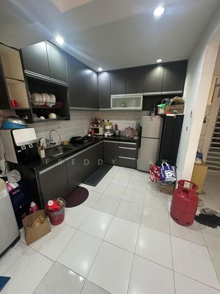 Apartment for Sale at Damai Vista Apartment - Freddy Tan - Kitchen - PropertyGuru.com.my