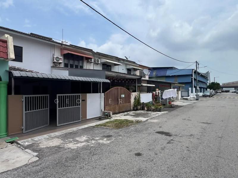 Rumah Teres 2-Tingkat untuk Disewa di Batu Berendam (Melaka) - Geoffery Wee - Exterior - PropertyGuru.com.my