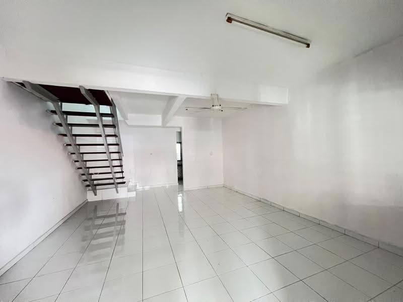 Rumah Teres 2-Tingkat untuk Disewa di Batu Berendam (Melaka) - Geoffery Wee - Interior - PropertyGuru.com.my