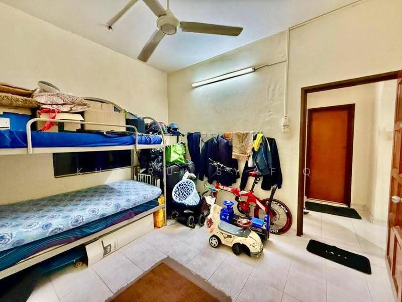Rumah Teres 2-Tingkat untuk Dijual di Shah Alam (Selangor) - Khairul Syafiq - Bedroom - PropertyGuru.com.my