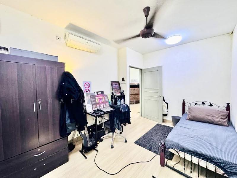 Rumah Teres 2-Tingkat untuk Dijual di Alam Impian (Shah Alam) - Shafiq Amerudin - Bedroom - PropertyGuru.com.my