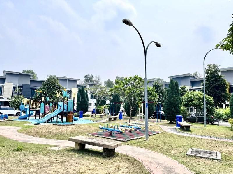 Rumah Teres 2-Tingkat untuk Dijual di Alam Impian (Shah Alam) - Shafiq Amerudin - Exterior - PropertyGuru.com.my
