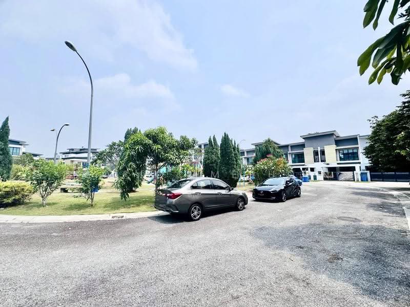 Rumah Teres 2-Tingkat untuk Dijual di Alam Impian (Shah Alam) - Shafiq Amerudin - Exterior - PropertyGuru.com.my