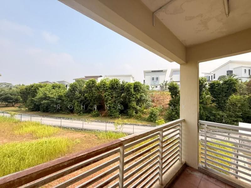 2-storey Terraced House for Sale in Saujana Utama (Selangor) - Rohana Ishak - Exterior - PropertyGuru.com.my