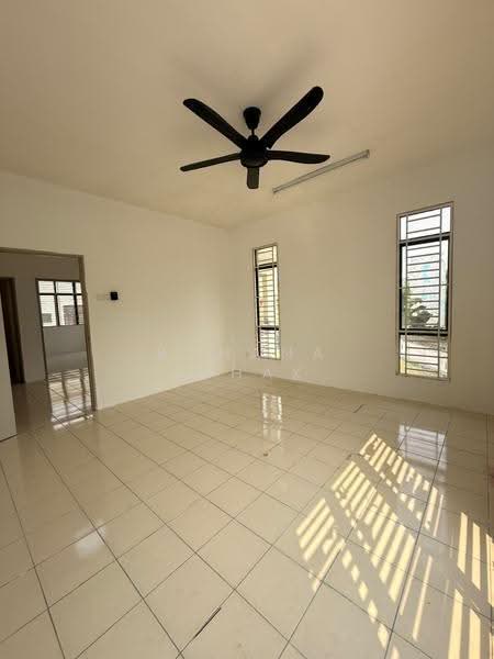 2-storey Terraced House for Sale in Saujana Utama (Selangor) - Rohana Ishak - Living Room - PropertyGuru.com.my