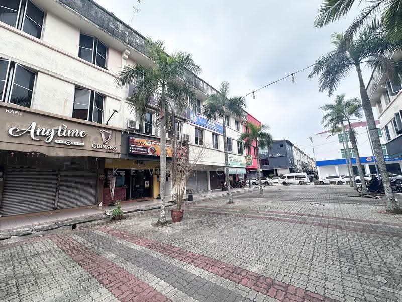 Kedai untuk Disewa di Teluk Intan (Perak) - Kevin Chai - Exterior - PropertyGuru.com.my