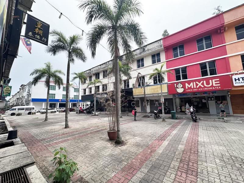 Kedai untuk Disewa di Teluk Intan (Perak) - Kevin Chai - Exterior - PropertyGuru.com.my