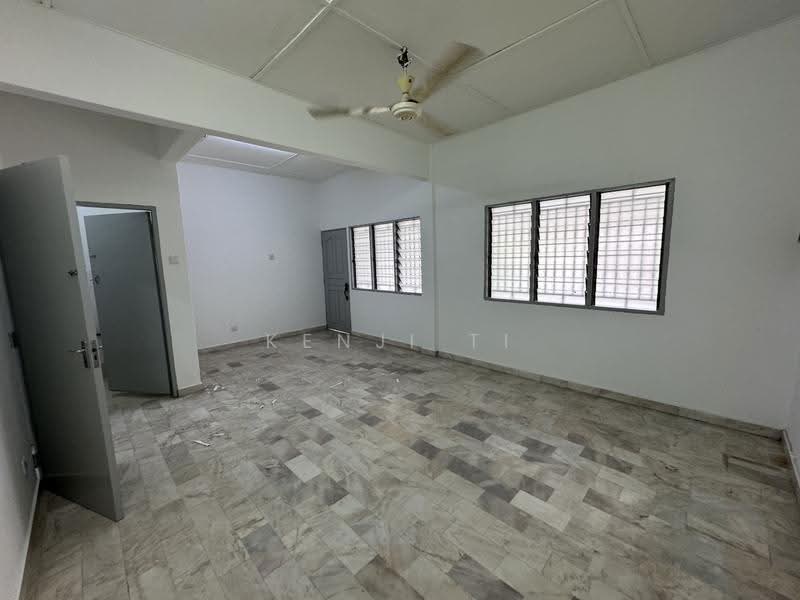 2-storey Terraced House for Sale in Taman Desa Jaya (Kepong) - Kenji Ti - Interior - PropertyGuru.com.my