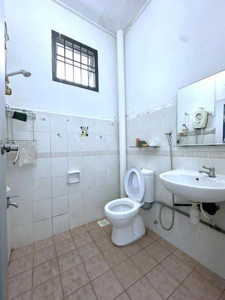 Rumah Teres 2-Tingkat untuk Dijual di Bandar Seri Alam (Masai) - Karl Lim - Bathroom - PropertyGuru.com.my