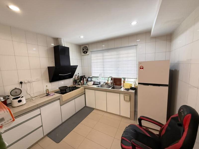2-storey Terraced House for Sale in Saujana Rawang (Rawang) - Tom Yip - Kitchen - PropertyGuru.com.my