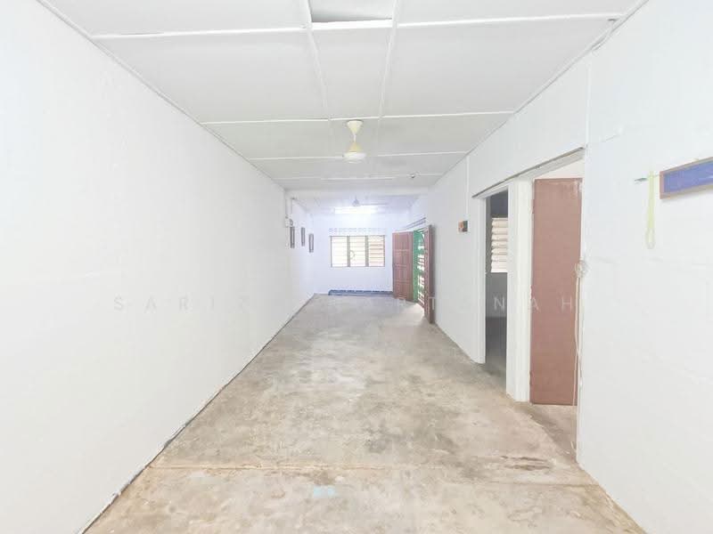 1-storey Terraced House for Sale in Banting (Selangor) - Sariza Hartanah - Interior - PropertyGuru.com.my