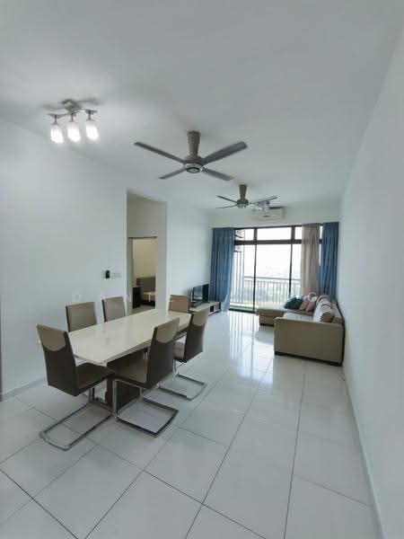 Apartment for Sale at Sky Garden Residences - Daniel Yong - Dining Room - PropertyGuru.com.my