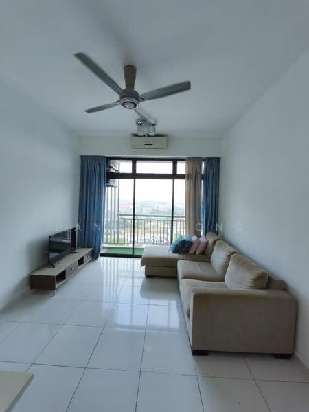 Apartment for Sale at Sky Garden Residences - Daniel Yong - Living Room - PropertyGuru.com.my