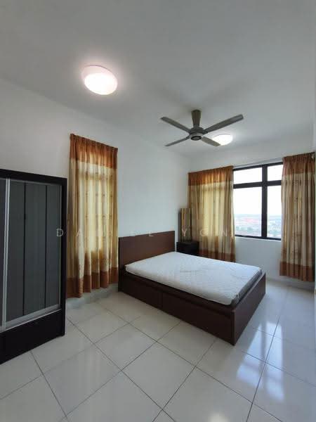 Apartment for Sale at Sky Garden Residences - Daniel Yong - Bedroom - PropertyGuru.com.my