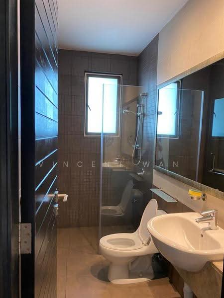 3-storey Terraced House for Sale in Duta Tropika (Batu) - Vincent Wan - Bathroom - PropertyGuru.com.my
