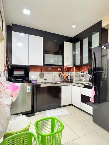 2-storey Terraced House for Sale in Bukit Indah 2 (Iskandar Puteri (Nusajaya)) - Jiin Chai Lee - Kitchen - PropertyGuru.com.my