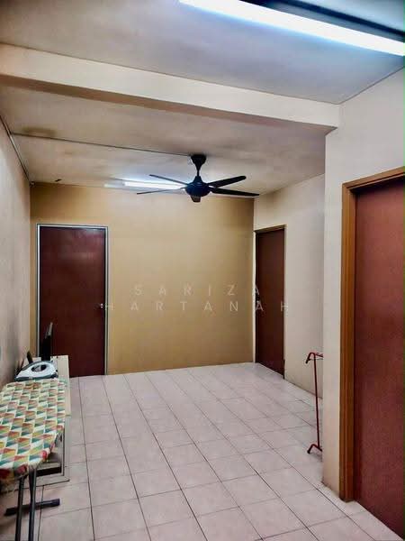 Pangsapuri untuk Dijual di Pusat Komersial Seksyen 7 - Sariza Hartanah - Interior - PropertyGuru.com.my
