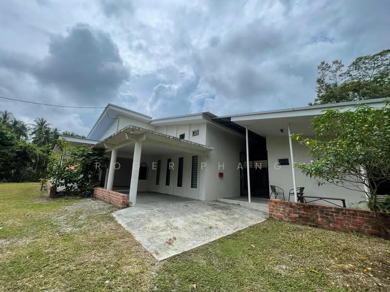 Zero-Lot Bungalow for Sale in Langkawi (Kuah) - Roger Phang - Exterior - PropertyGuru.com.my