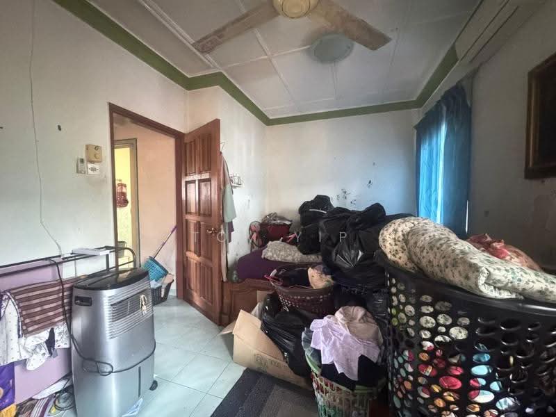 2-storey Terraced House for Sale in Taman Bidara (Selayang) - Tom Yip - Bedroom - PropertyGuru.com.my