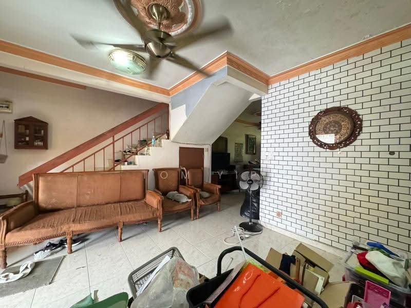 2-storey Terraced House for Sale in Taman Bidara (Selayang) - Tom Yip - Living Room - PropertyGuru.com.my