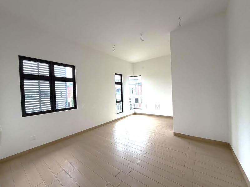 Semi-Detached House for Sale in Bandar Uda Utama (Johor Bahru) - Karl Lim - Interior - PropertyGuru.com.my