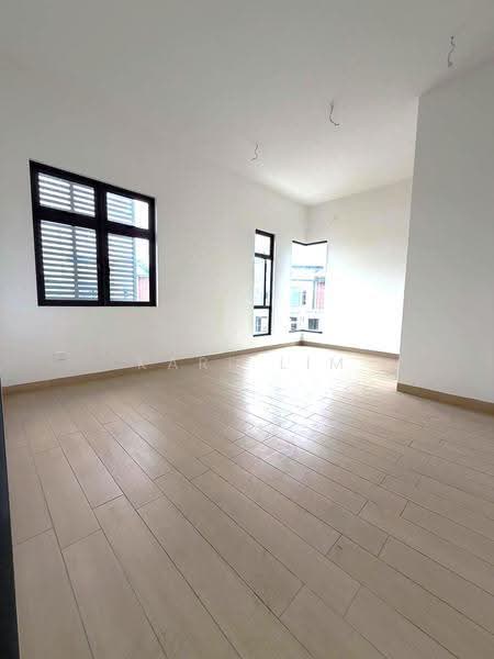 Semi-Detached House for Sale in Bandar Uda Utama (Johor Bahru) - Karl Lim - Living Room - PropertyGuru.com.my
