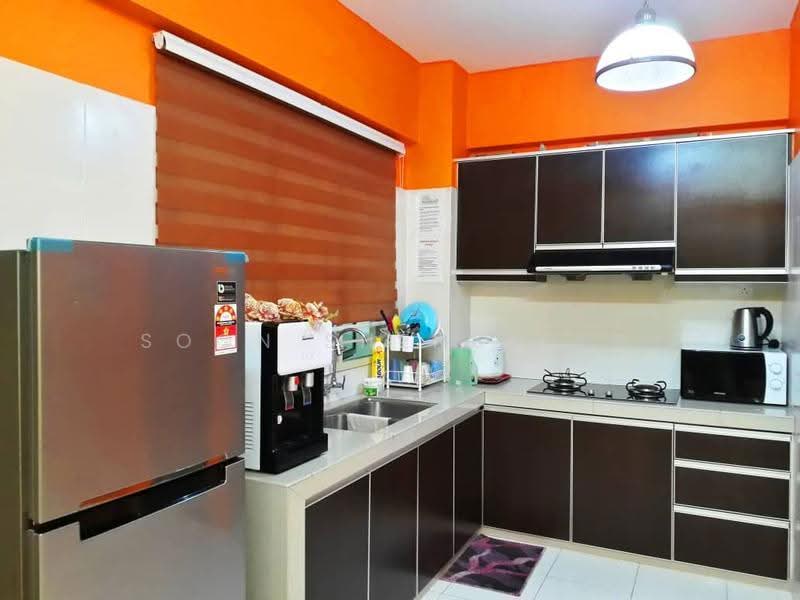 Condominium for Rent at Hijauan Heights - Soon Sheng Law - Kitchen - PropertyGuru.com.my