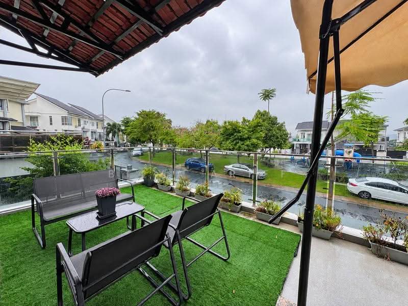 Semi-Detached House for Sale in Saujana Villa (Kajang) - BILYA ARIFF - Balcony - PropertyGuru.com.my