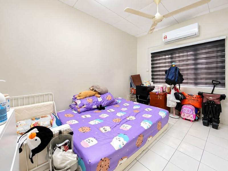 Bungalow House for Sale in Seri Kembangan (Selangor) - Sariza Hartanah - Bedroom - PropertyGuru.com.my