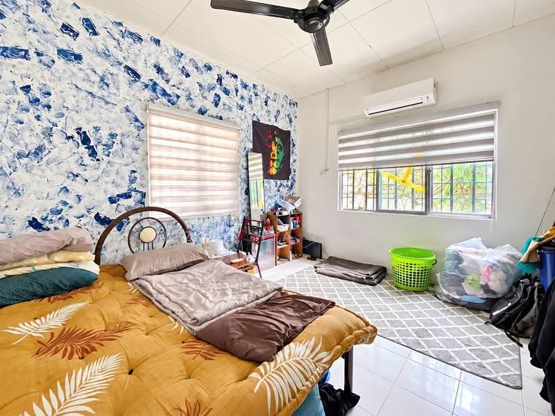 Bungalow House for Sale in Seri Kembangan (Selangor) - Sariza Hartanah - PropertyGuru.com.my