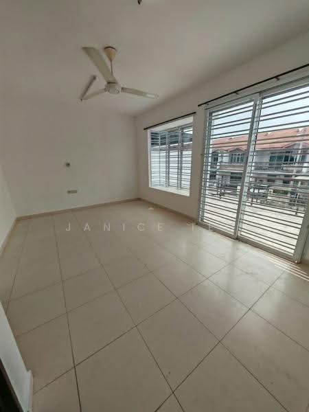 Rumah Teres untuk Dijual di Senai (Kulai) - Janice Teo - Interior - PropertyGuru.com.my