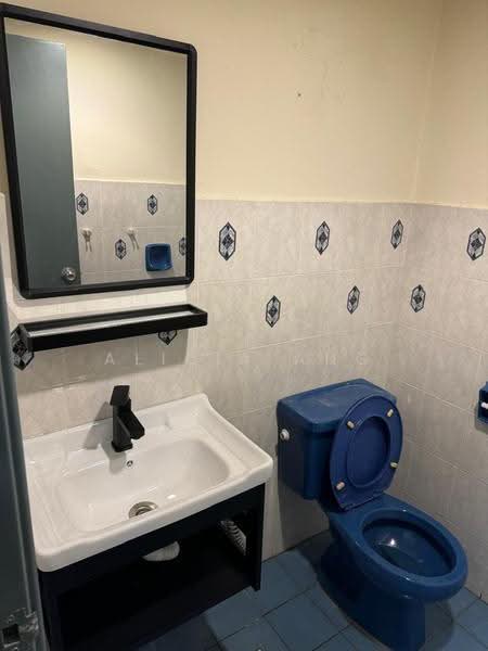 Condominium for Sale at Puncak Seri Kelana - Alicia Ang - Bathroom - PropertyGuru.com.my