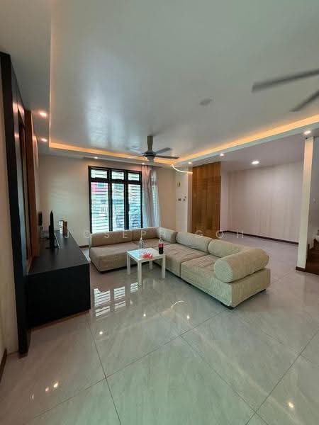 Cluster House for Sale in Taman Austin Heights (Tebrau) - Joseph Goh - Living Room - PropertyGuru.com.my