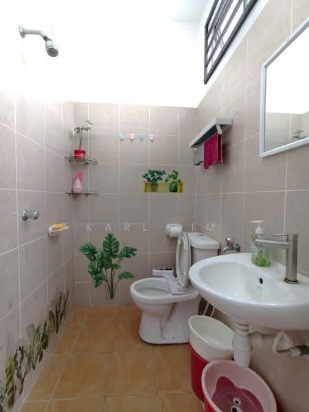2.5-storey Terraced House for Sale in Taman Pulai Mutiara (Iskandar Puteri (Nusajaya)) - Karl Lim - Bathroom - PropertyGuru.com.my
