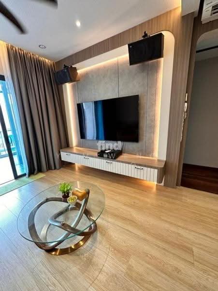 Condominium for Rent at Queens Residences Q1 @ Queens Waterfront - Yam Weng Keong - Living Room - PropertyGuru.com.my