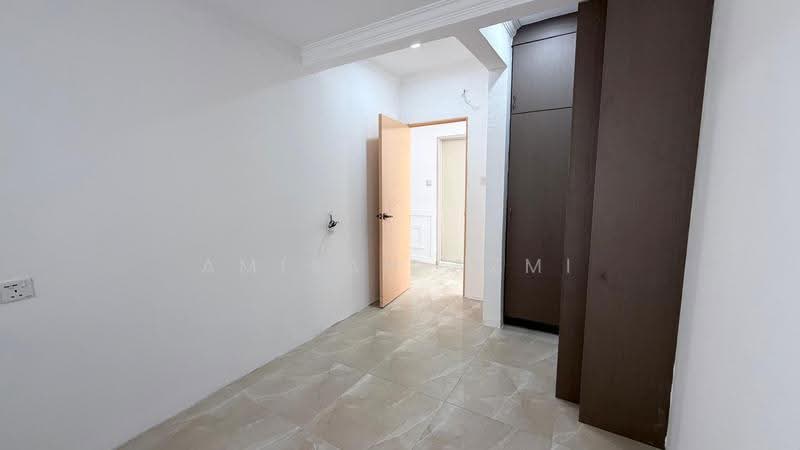 3-storey Terraced House for Sale in Selayang (Selangor) - Amirah Azmi - PropertyGuru.com.my