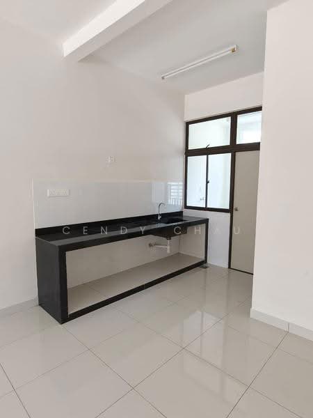 2-storey Terraced House for Rent in Bandar Uda Utama (Johor Bahru) - Cendy Chau - Kitchen - PropertyGuru.com.my