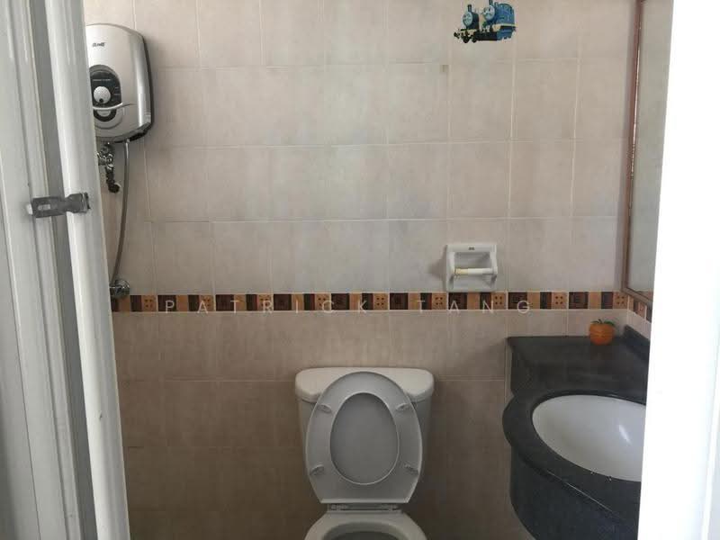 3-storey Terraced House for Sale in Tanjung Bungah (Penang) - Patrick Tang - Bathroom - PropertyGuru.com.my