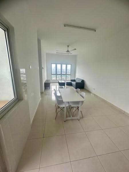 Kediaman Servis untuk Disewa di Saville @ Kajang - Peter Tan - Living Room - PropertyGuru.com.my