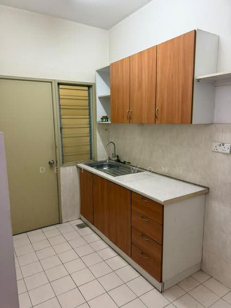 Flat for Rent at Sunway Batu Caves - Denise Wong - Kitchen - PropertyGuru.com.my