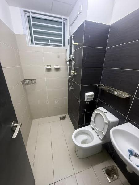 Apartment for Rent at Midori Green (Pangsapuri Hijauan) - Tomi Yap - Bathroom - PropertyGuru.com.my