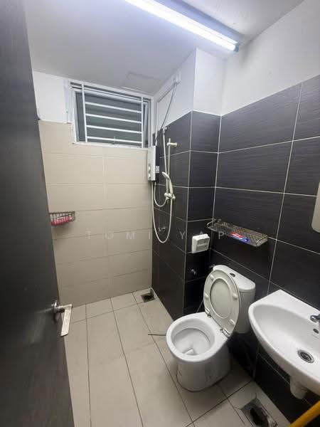 Apartment for Rent at Midori Green (Pangsapuri Hijauan) - Tomi Yap - Bathroom - PropertyGuru.com.my