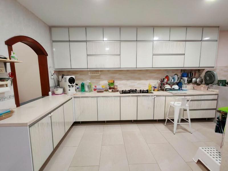 Rumah Teres 2-Tingkat untuk Dijual di Bukit Jelutong (Shah Alam) - Amirah Azmi - PropertyGuru.com.my