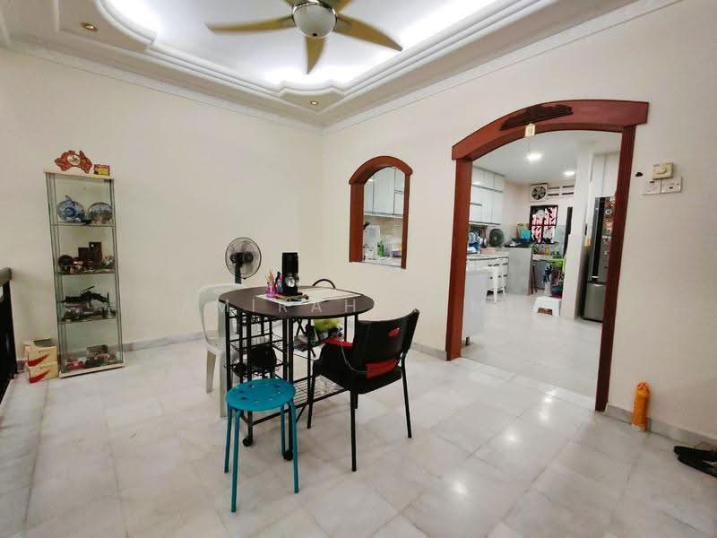 Rumah Teres 2-Tingkat untuk Dijual di Bukit Jelutong (Shah Alam) - Amirah Azmi - PropertyGuru.com.my