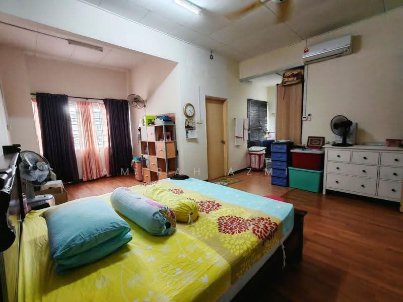 Rumah Teres 2-Tingkat untuk Dijual di Bukit Jelutong (Shah Alam) - Amirah Azmi - PropertyGuru.com.my