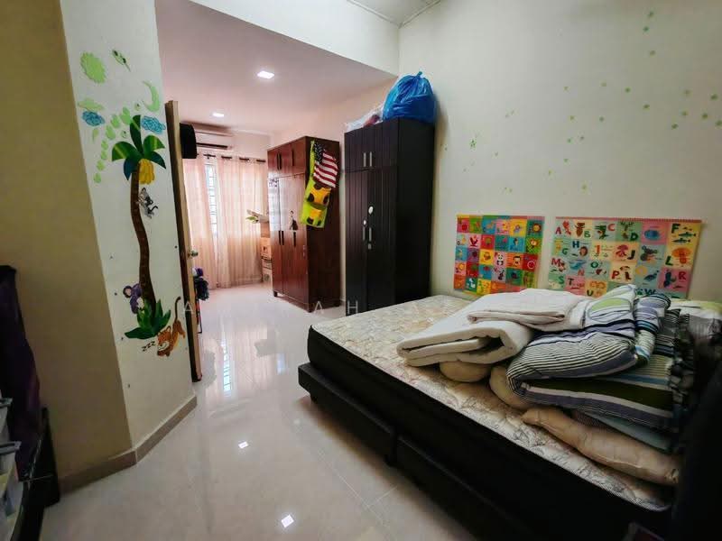 Rumah Teres 2-Tingkat untuk Dijual di Bukit Jelutong (Shah Alam) - Amirah Azmi - PropertyGuru.com.my