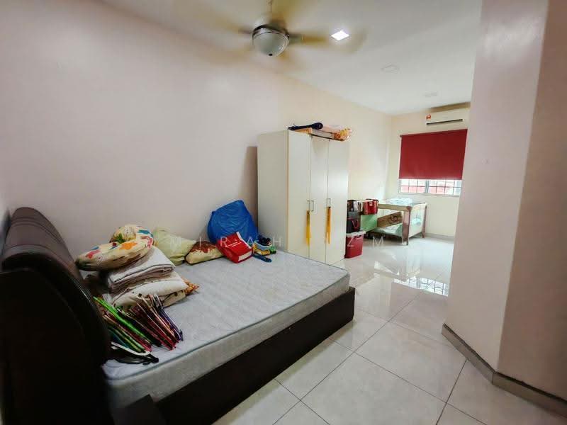 Rumah Teres 2-Tingkat untuk Dijual di Bukit Jelutong (Shah Alam) - Amirah Azmi - PropertyGuru.com.my