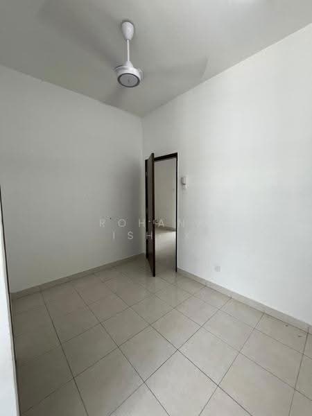 2-storey Terraced House for Sale in Bandar Puncak Alam (Puncak Alam) - Rohana Ishak - Interior - PropertyGuru.com.my