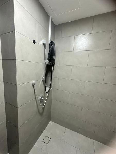 Kediaman Servis untuk Dijual di Maya Ara Residences - Hacken Gan - Bathroom - PropertyGuru.com.my
