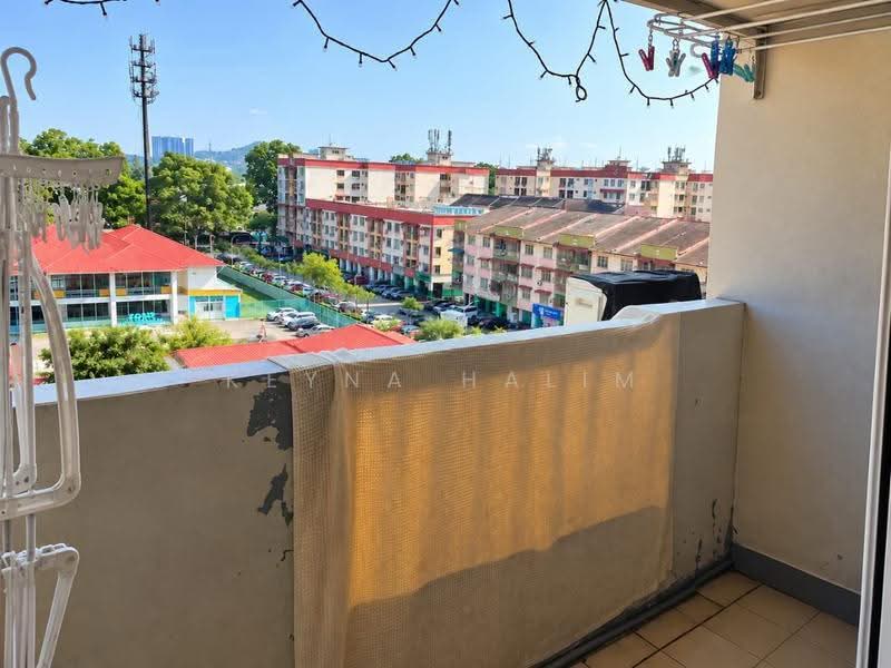 Apartment for Sale at Golden Height (Taman Mas) - Keyna Halim - Balcony - PropertyGuru.com.my